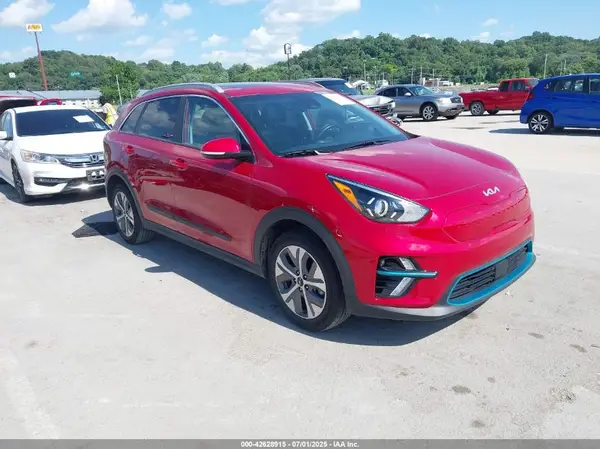 KNDCE3LG9N5128238 2022 KIA NIRO - Image 1