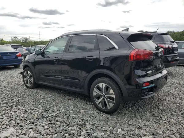 KNDCE3LG9N5146058 2022 KIA NIRO - Image 2