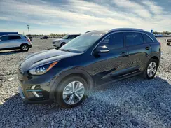 KNDCE3LG9N5148571 2022 KIA NIRO