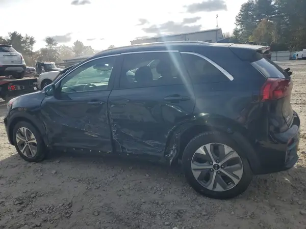 KNDCE3LGXL5055698 2020 KIA NIRO - Image 2