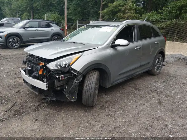 KNDCE3LGXN5145078 2022 KIA NIRO - Image 2