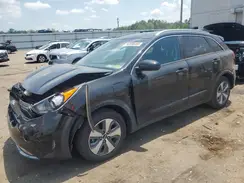 KNDCM3LD1K5290532 2019 KIA NIRO