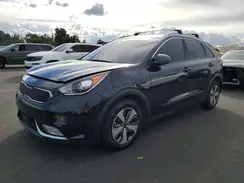 KNDCM3LD2J5180314 2018 KIA NIRO