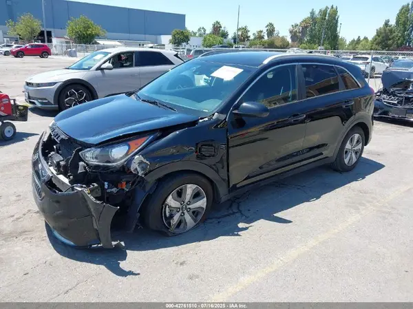 KNDCM3LD2K5331492 2019 KIA NIRO - Image 2
