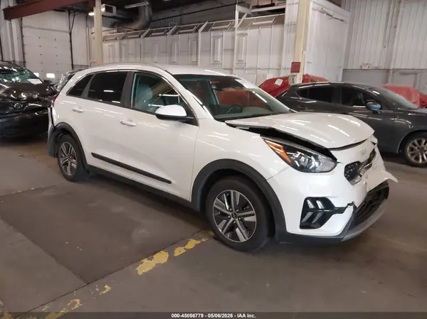KNDCM3LD2N5543345 2022 KIA NIRO - Image 1