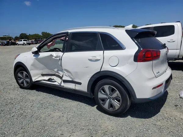 KNDCM3LD3K5323031 2019 KIA NIRO - Image 2