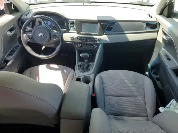 KNDCM3LD3K5323031 2019 KIA NIRO - Image 8
