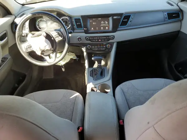 KNDCM3LD3K5337494 2019 KIA NIRO - Image 8