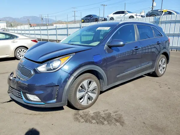 KNDCM3LD3K5350777 2019 KIA NIRO