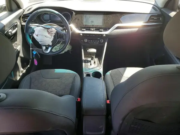 KNDCM3LD3L5401535 2020 KIA NIRO - Image 8