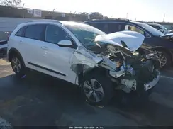 KNDCM3LD4K5234343 2019 KIA NIRO