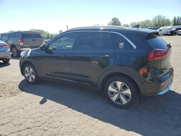 KNDCM3LD4K5235282 2019 KIA NIRO - Image 2