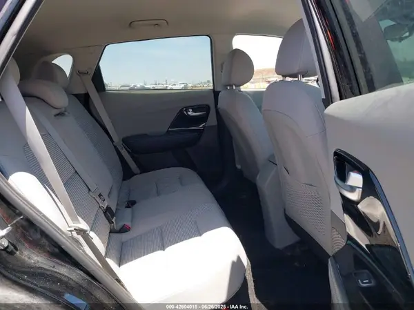 KNDCM3LD4L5390755 2020 KIA NIRO - Image 8