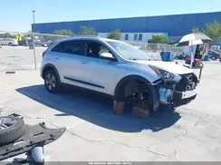 KNDCM3LD4M5473989 2021 KIA NIRO