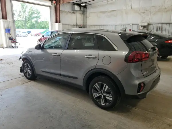 KNDCM3LD4N5499476 2022 KIA NIRO - Image 2