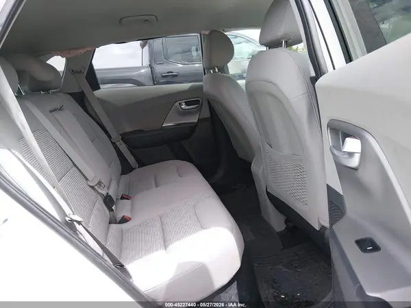 KNDCM3LD5K5234335 2019 KIA NIRO - Image 8