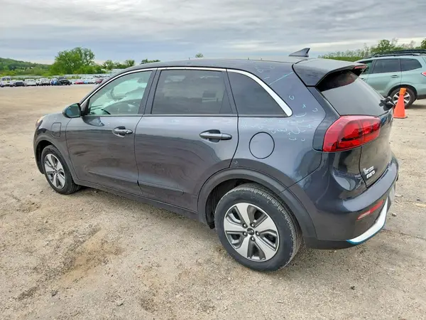 KNDCM3LD5K5266220 2019 KIA NIRO - Image 2