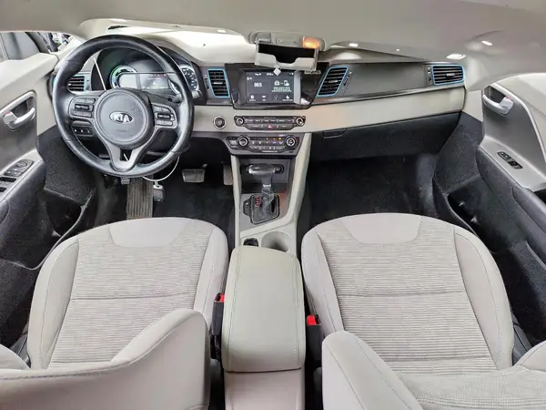 KNDCM3LD5K5266220 2019 KIA NIRO - Image 8