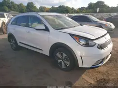 KNDCM3LD6K5298268 2019 KIA NIRO