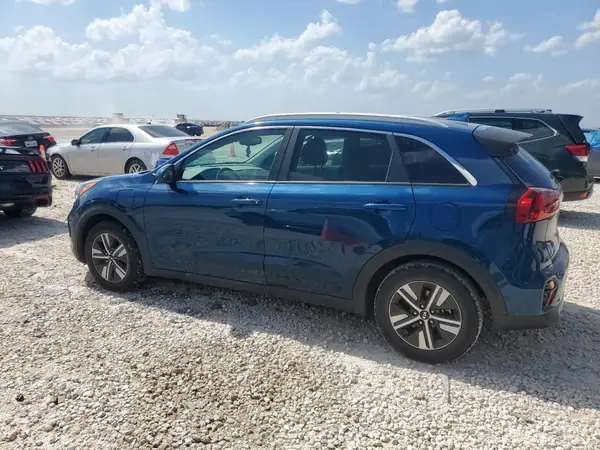 KNDCM3LD6L5391650 2020 KIA NIRO - Image 2