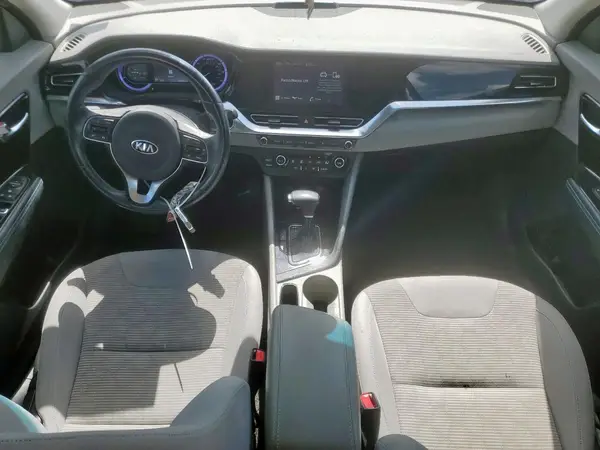 KNDCM3LD6L5391650 2020 KIA NIRO - Image 8