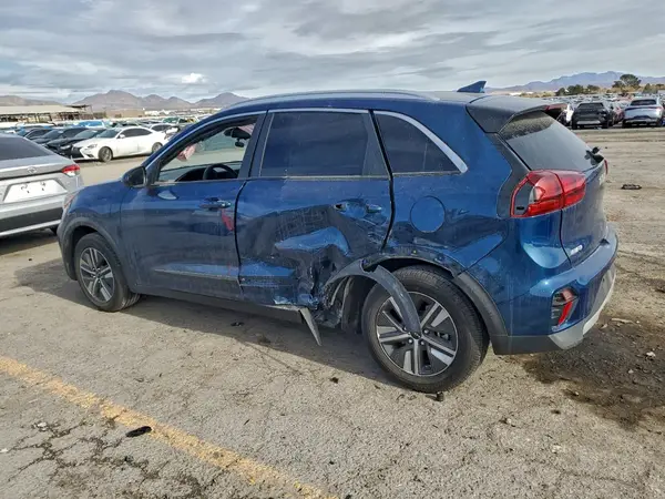 KNDCM3LD6N5543784 2022 KIA NIRO - Image 2