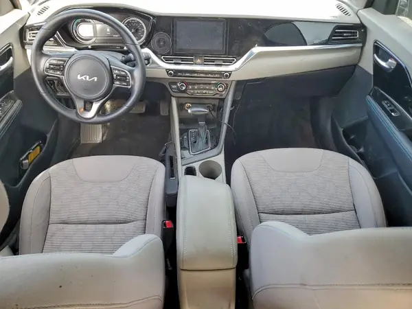 KNDCM3LD6N5543784 2022 KIA NIRO - Image 8
