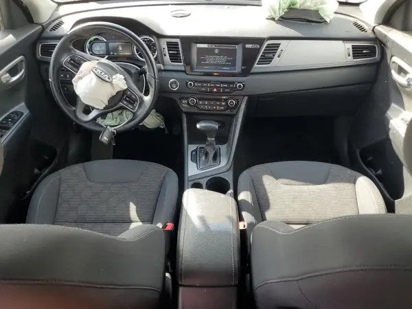 KNDCM3LD7K5234840 2019 KIA NIRO - Image 8