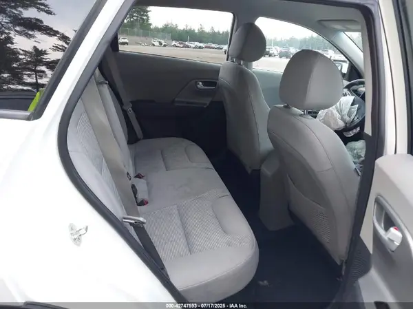KNDCM3LD7K5235308 2019 KIA NIRO - Image 8