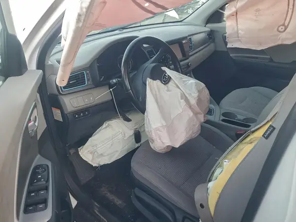 KNDCM3LD7K5257938 2019 KIA NIRO - Image 8