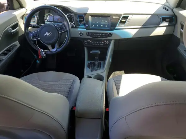 KNDCM3LD7K5343329 2019 KIA NIRO - Image 8