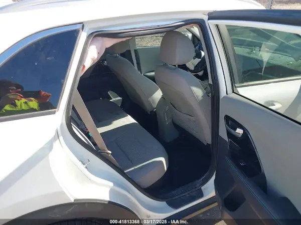 KNDCM3LD7N5518599 2022 KIA NIRO - Image 8