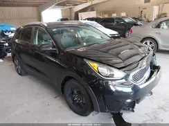 KNDCM3LD8J5138360 2018 KIA NIRO