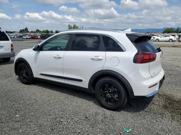 KNDCM3LD8K5264980 2019 KIA NIRO - Image 2