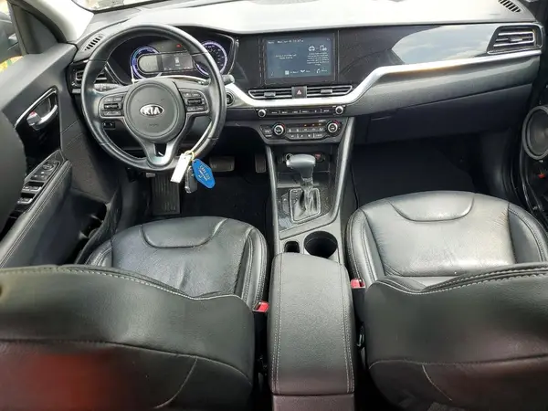 KNDCM3LD8L5404544 2020 KIA NIRO - Image 8