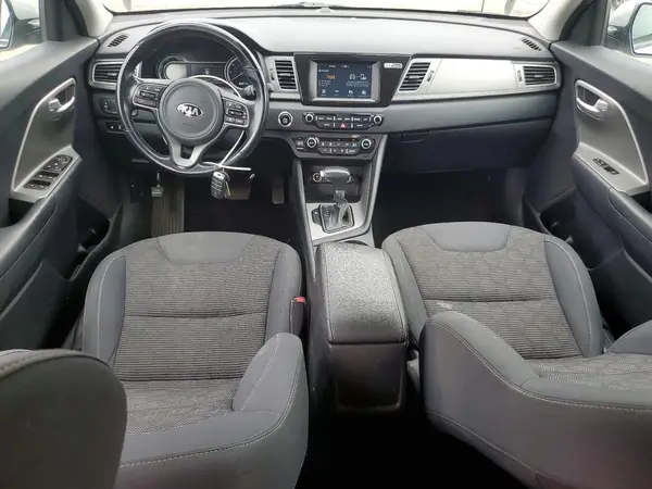 KNDCM3LD9K5218977 2019 KIA NIRO - Image 8