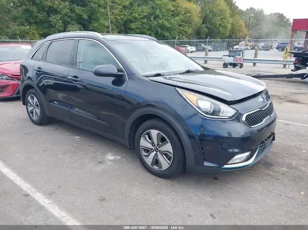 KNDCM3LD9K5235603 2019 KIA NIRO - Image 1