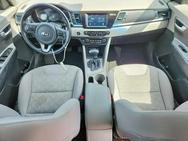 KNDCM3LDXK5220799 2019 KIA NIRO - Image 8