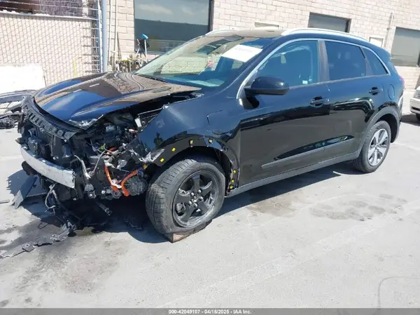 KNDCM3LDXK5290027 2019 KIA NIRO - Image 2