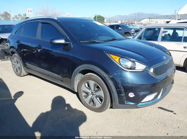 KNDCM3LDXK5325391 2019 KIA NIRO - Image 1