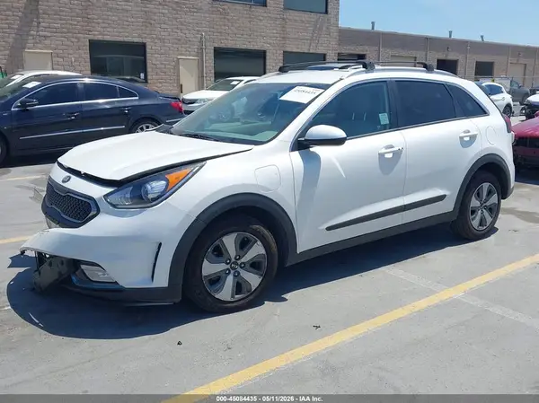 KNDCM3LDXK5325567 2019 KIA NIRO - Image 2