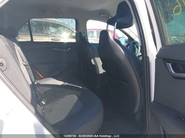 KNDCP3L10R5120816 2024 KIA NIRO - Image 8