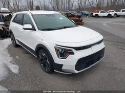 KNDCP3L12R5120817 2024 KIA NIRO