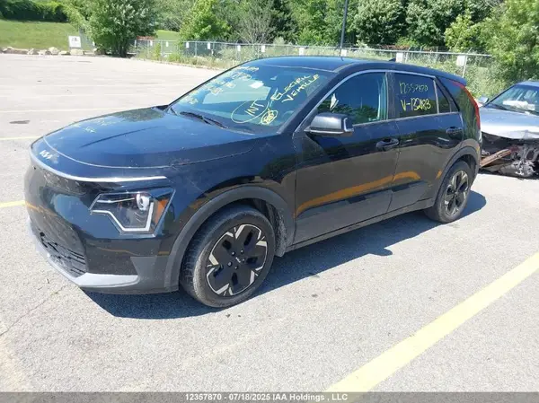 KNDCP3L16S5132183 2025 KIA NIRO - Image 2