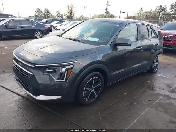 KNDCP3LE0R5165001 2024 KIA NIRO - Image 2