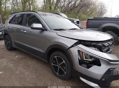 KNDCP3LE0S5309605 2025 KIA NIRO