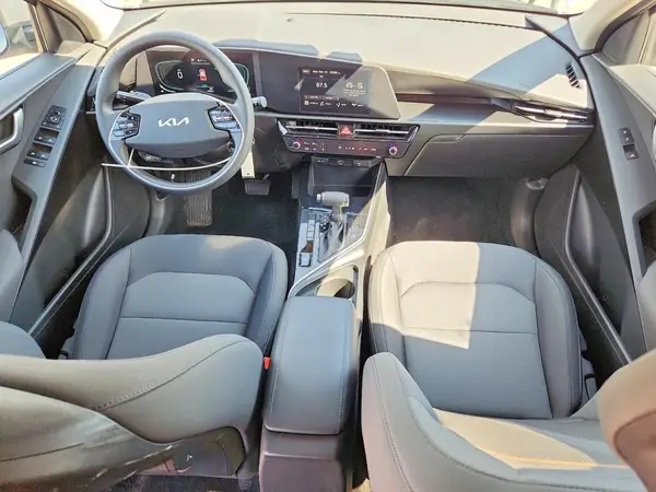 KNDCP3LE0T5319522 2026 KIA NIRO - Image 8