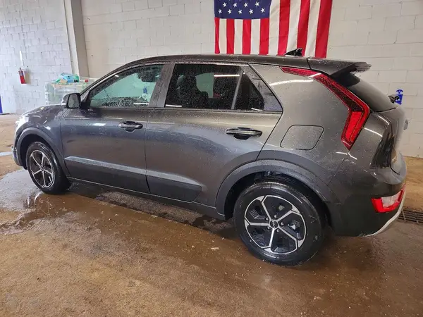 KNDCP3LE0T5322808 2026 KIA NIRO - Image 2