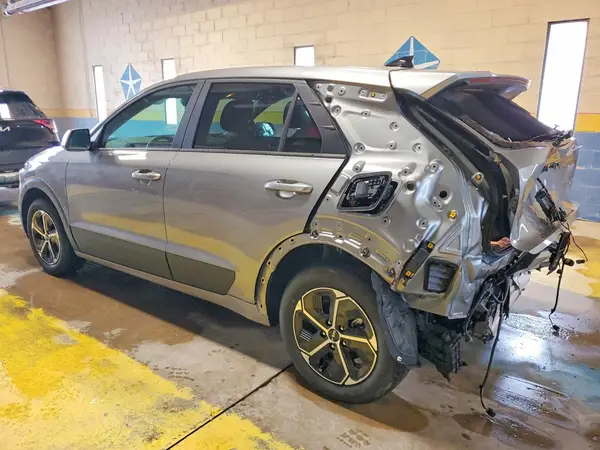 KNDCP3LE0T5324669 2026 KIA NIRO - Image 2