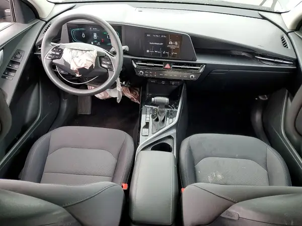 KNDCP3LE0T5330746 2026 KIA NIRO - Image 8